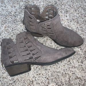 Women’s gray booties